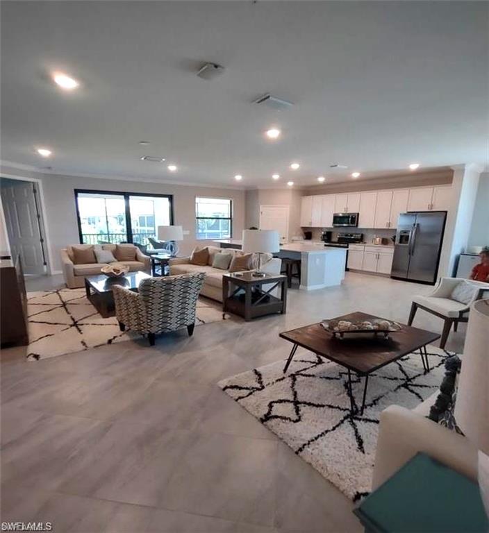 LAMORADA - Residential Lease