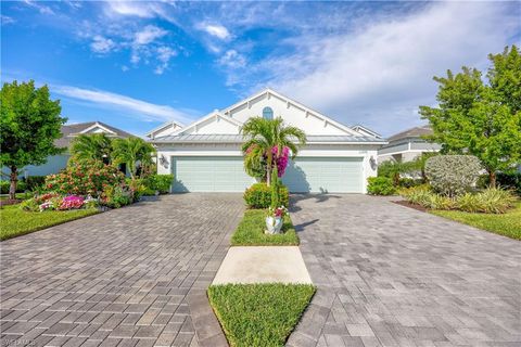 A home in NAPLES