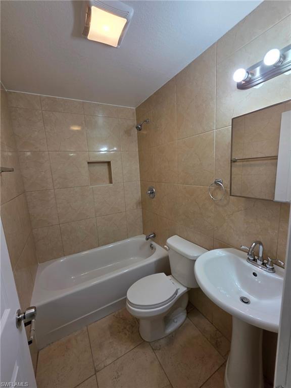 FORT MYERS - Residential Lease