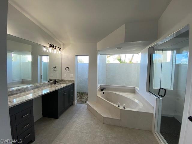 MIRROR LAKES - Residential