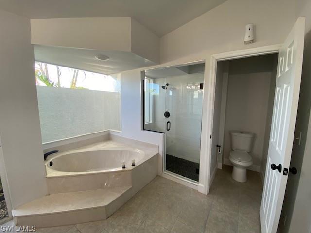 MIRROR LAKES - Residential