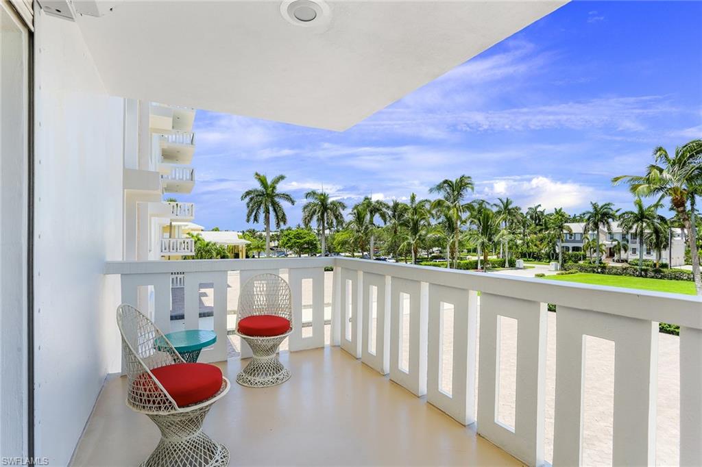 BAY TERRACE - Residential