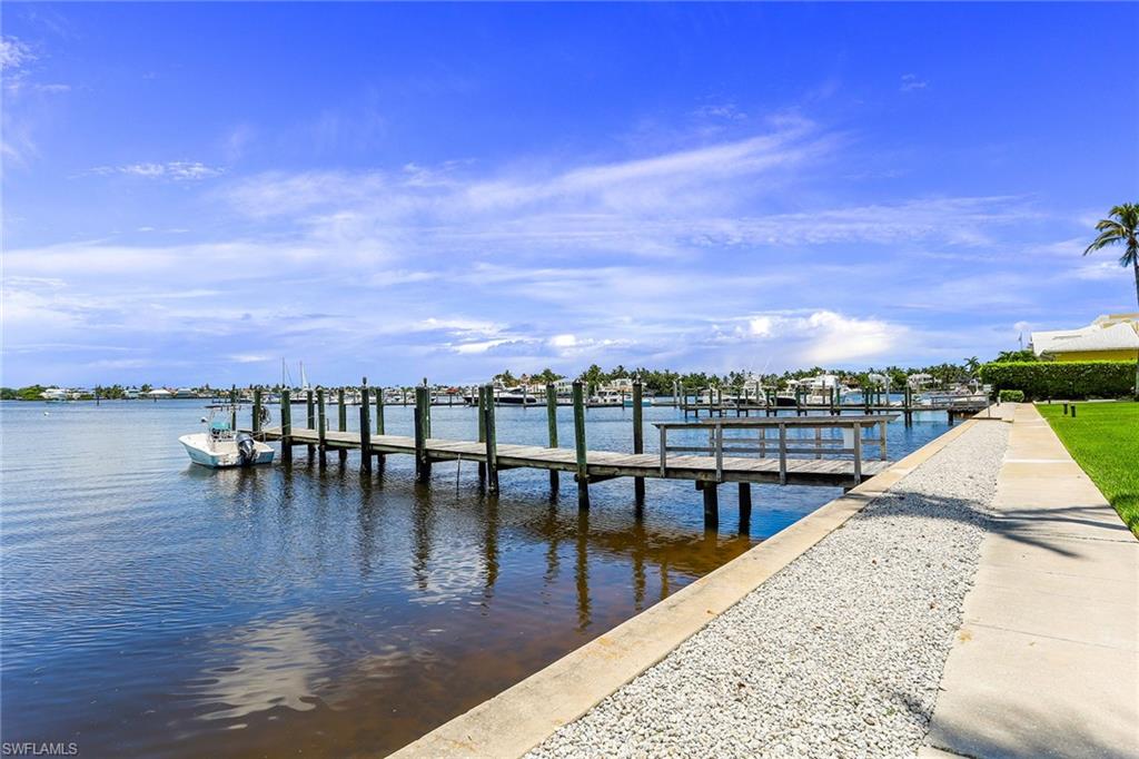 BAY TERRACE - Residential