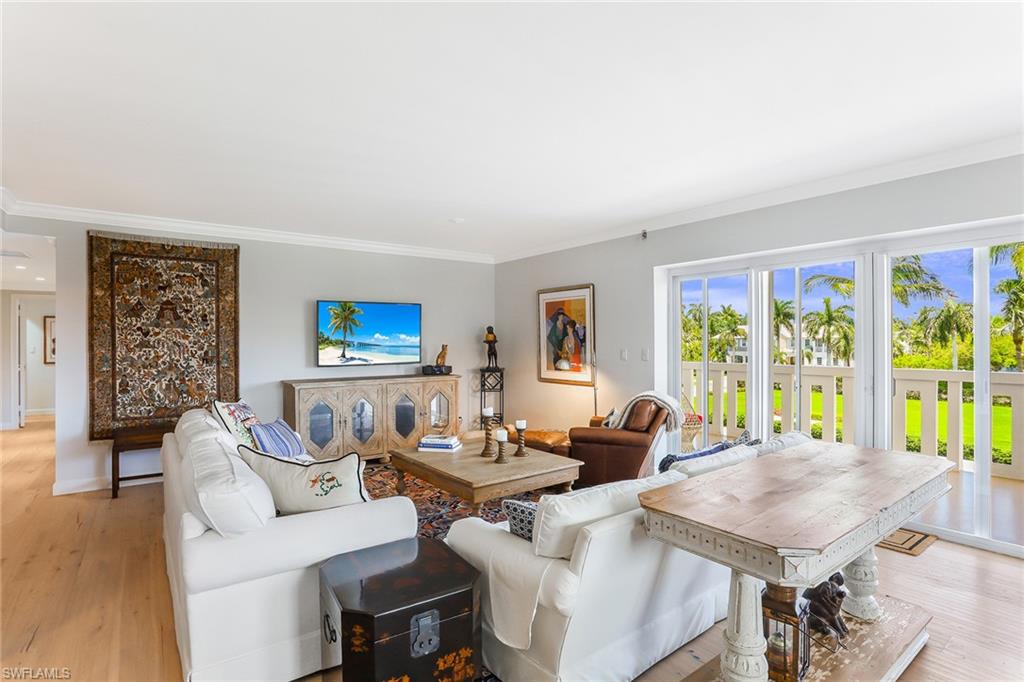 BAY TERRACE - Residential