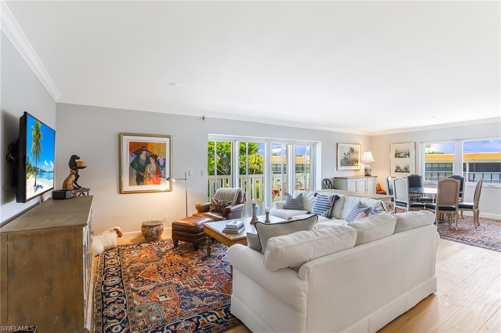 BAY TERRACE - Residential