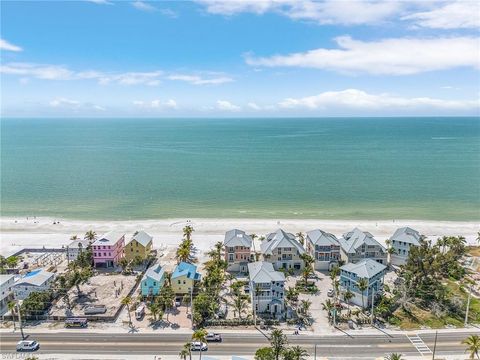 A home in FORT MYERS BEACH