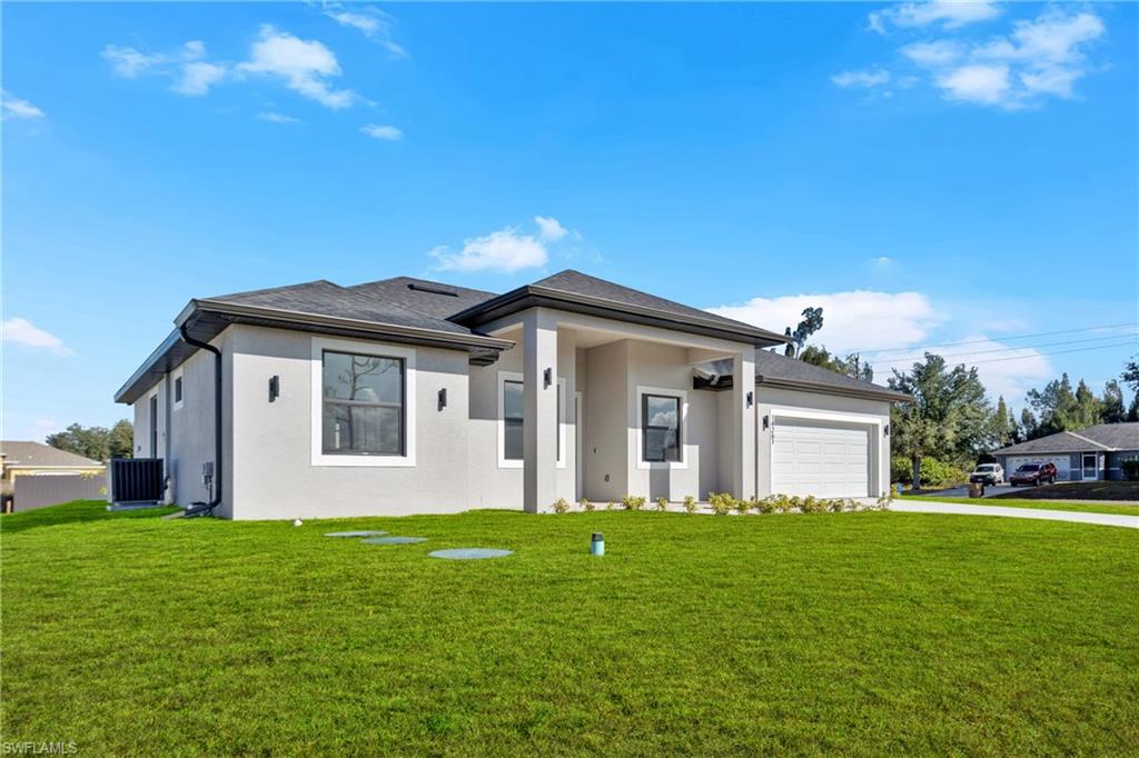 LEHIGH ACRES - Residential