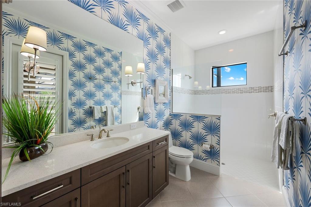 ESPLANADE - Residential