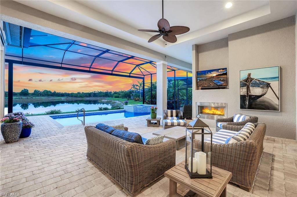 ESPLANADE - Residential