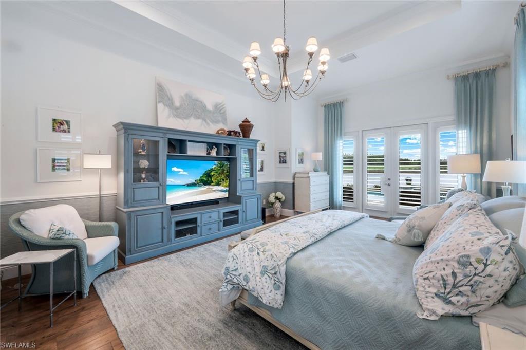 ESPLANADE - Residential