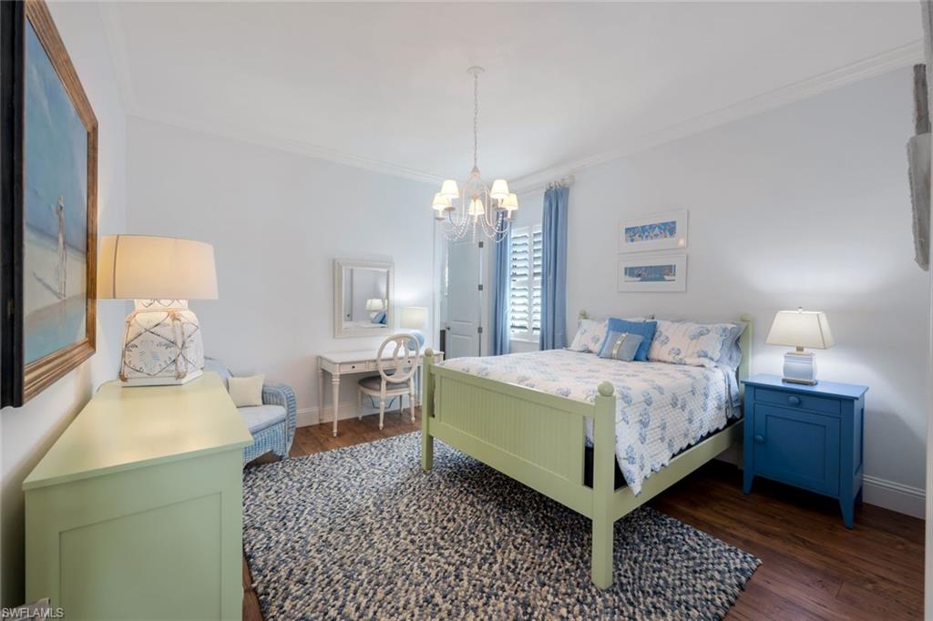 ESPLANADE - Residential