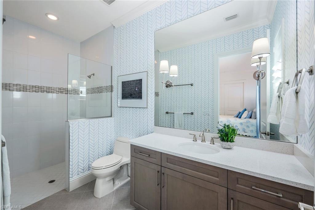 ESPLANADE - Residential