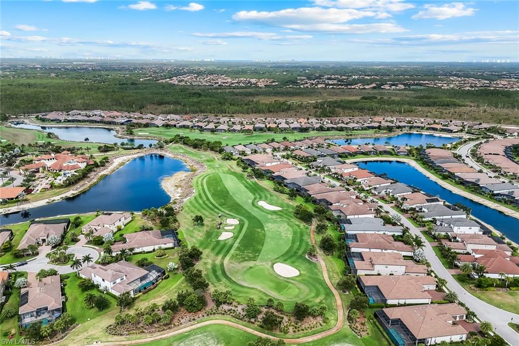 ESPLANADE - Residential