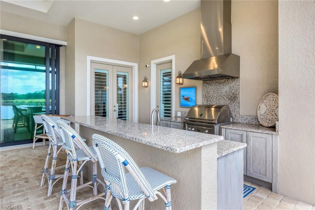 ESPLANADE - Residential