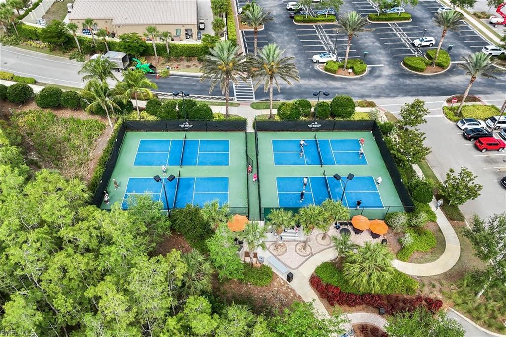 ESPLANADE - Residential