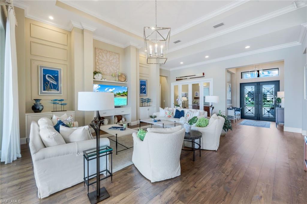 ESPLANADE - Residential