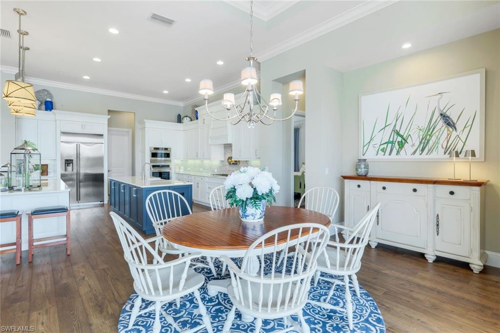 ESPLANADE - Residential