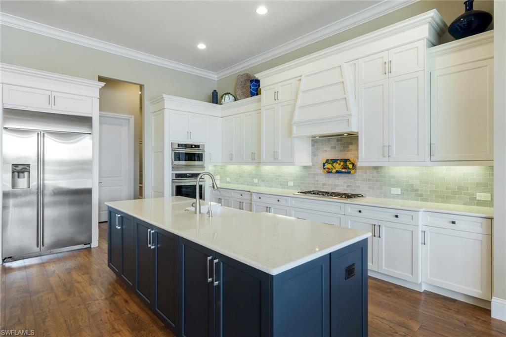 ESPLANADE - Residential