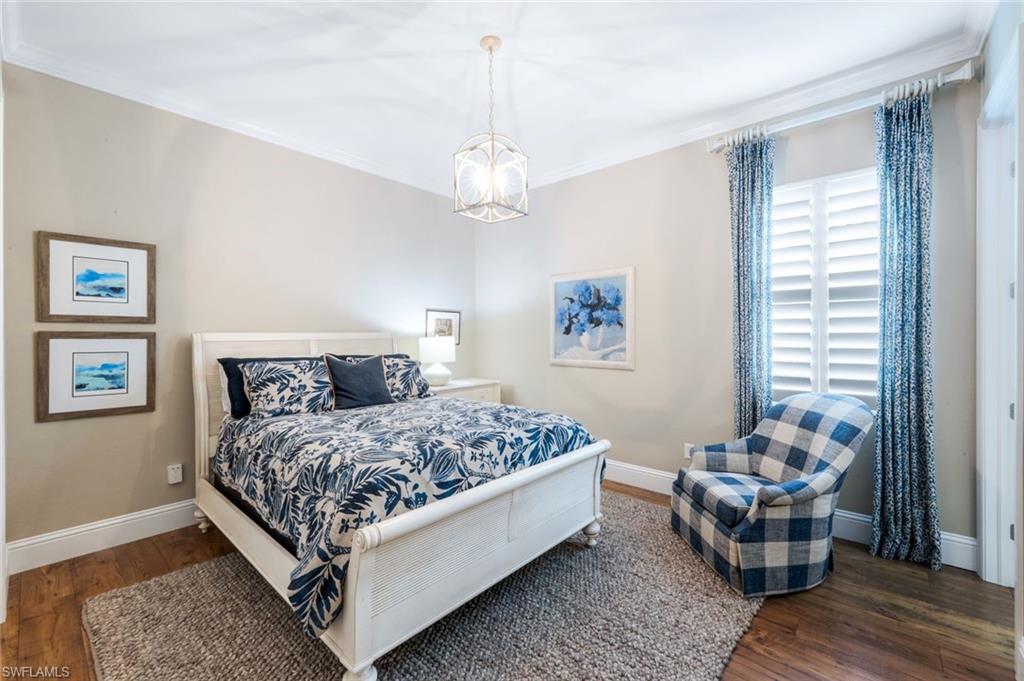 ESPLANADE - Residential