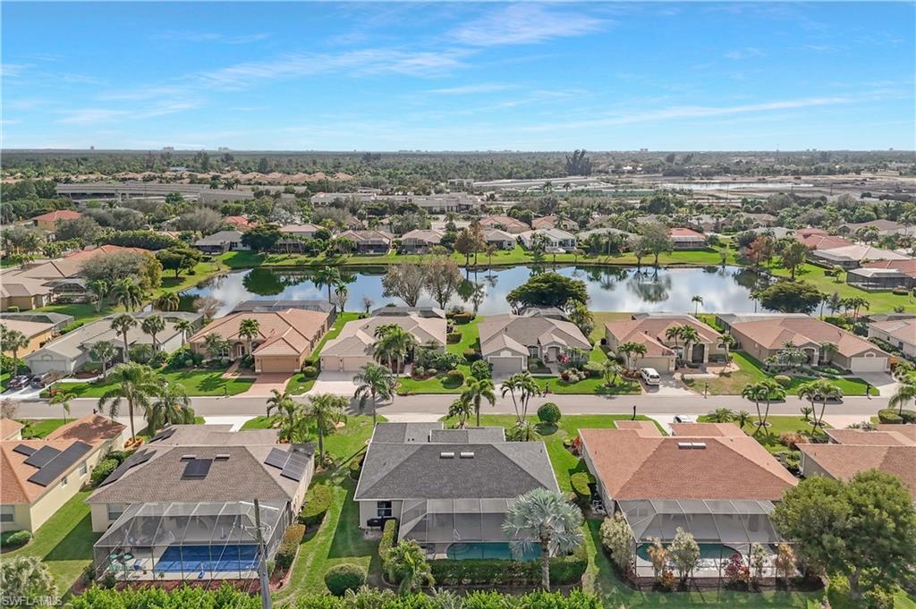 COLONIAL POINTE - Residential