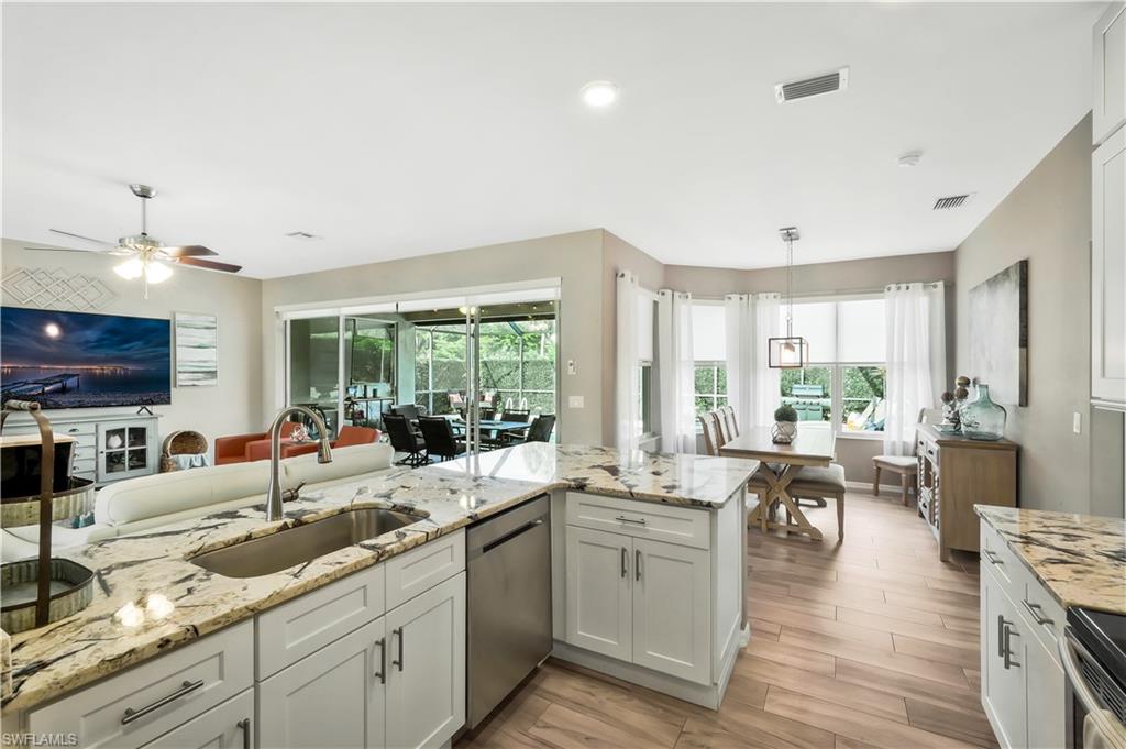 COLONIAL POINTE - Residential