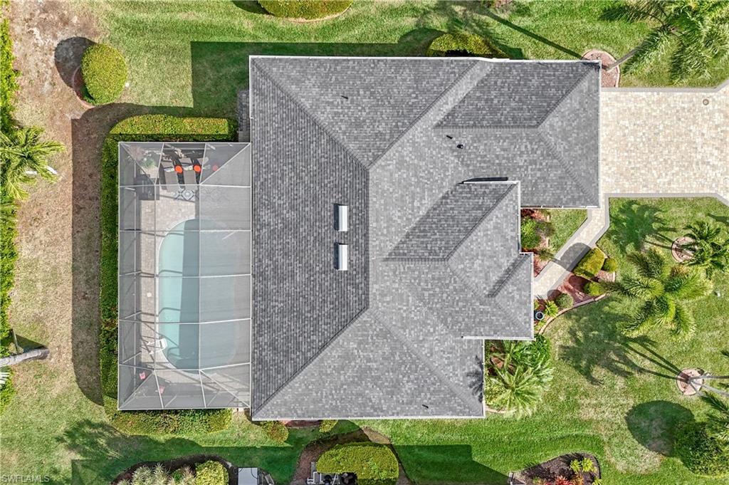 COLONIAL POINTE - Residential