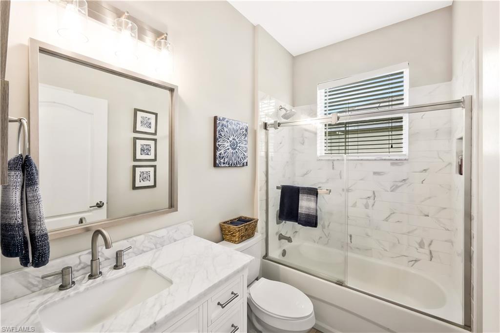 COLONIAL POINTE - Residential