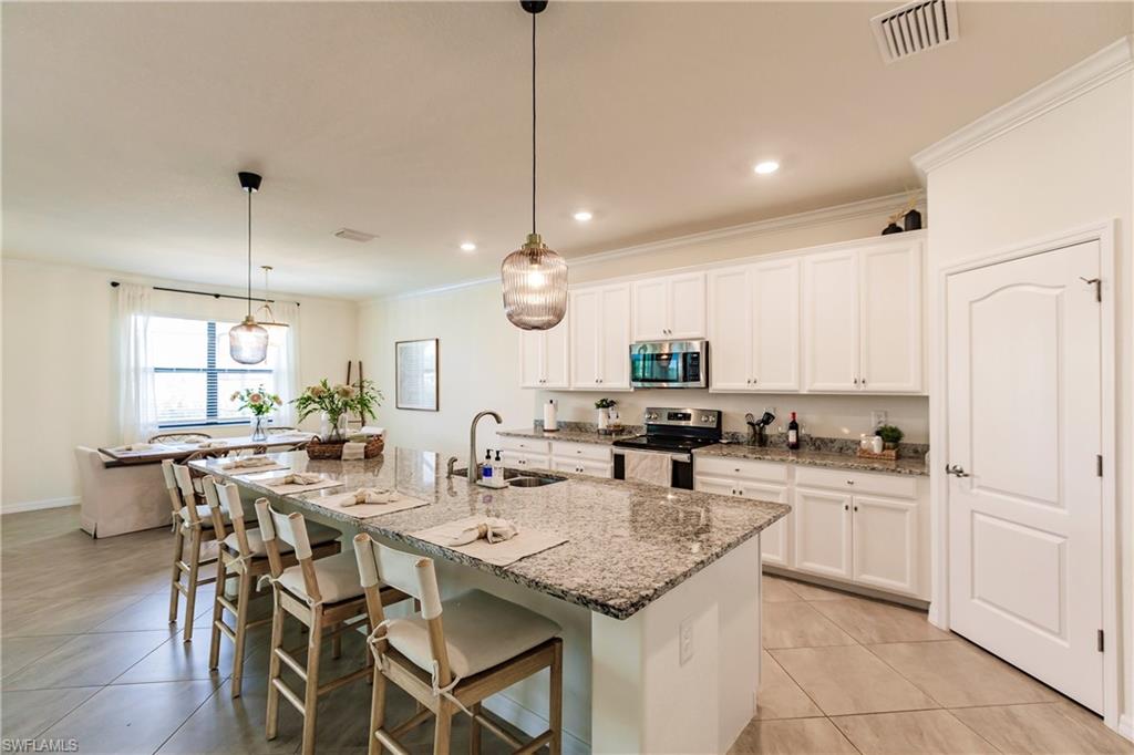 PORTICO - Residential