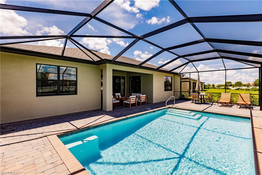 PORTICO - Residential