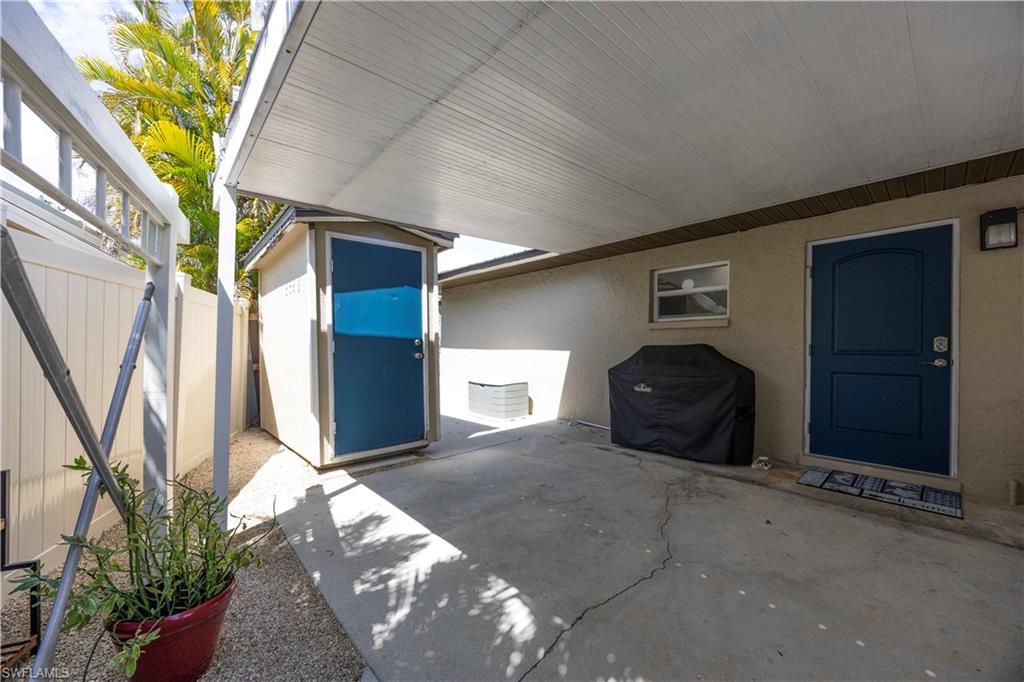 FORT MYERS SHORES - Residential