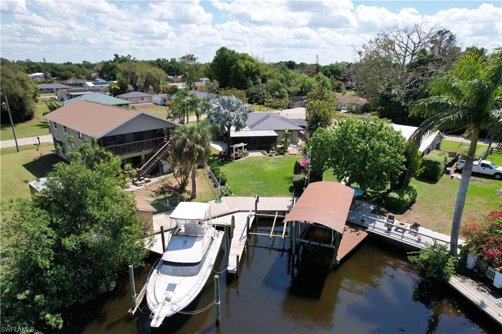 FORT MYERS SHORES - Residential