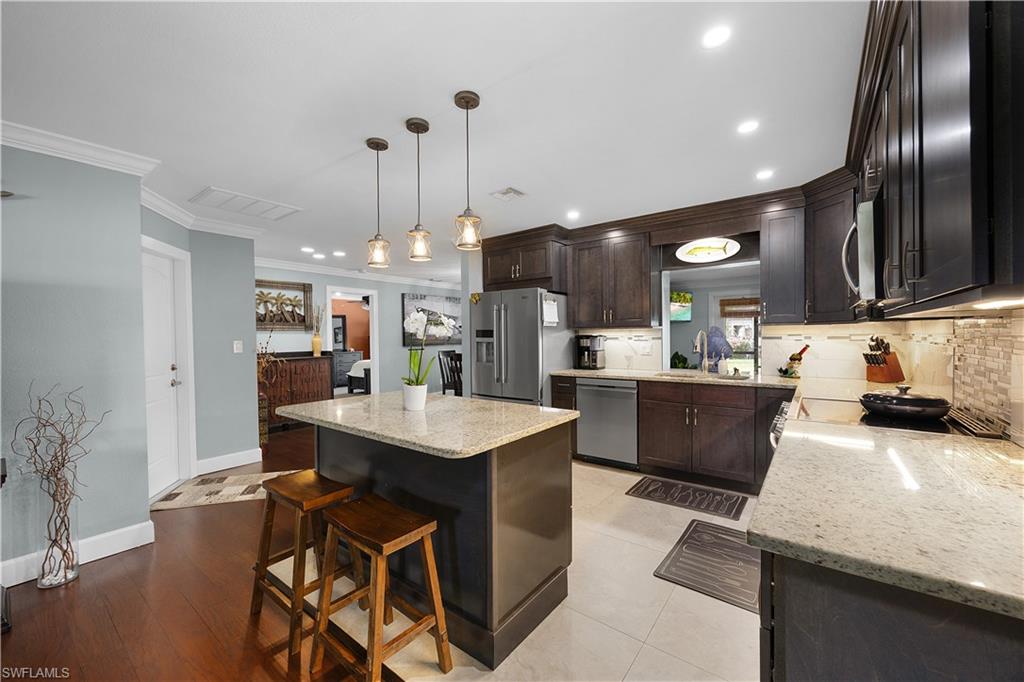 FORT MYERS SHORES - Residential