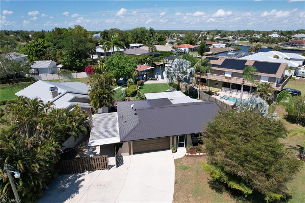 FORT MYERS SHORES - Residential