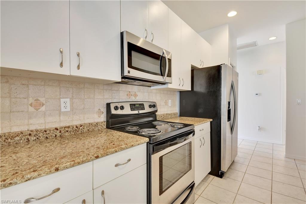 SILVERLAKES - Residential