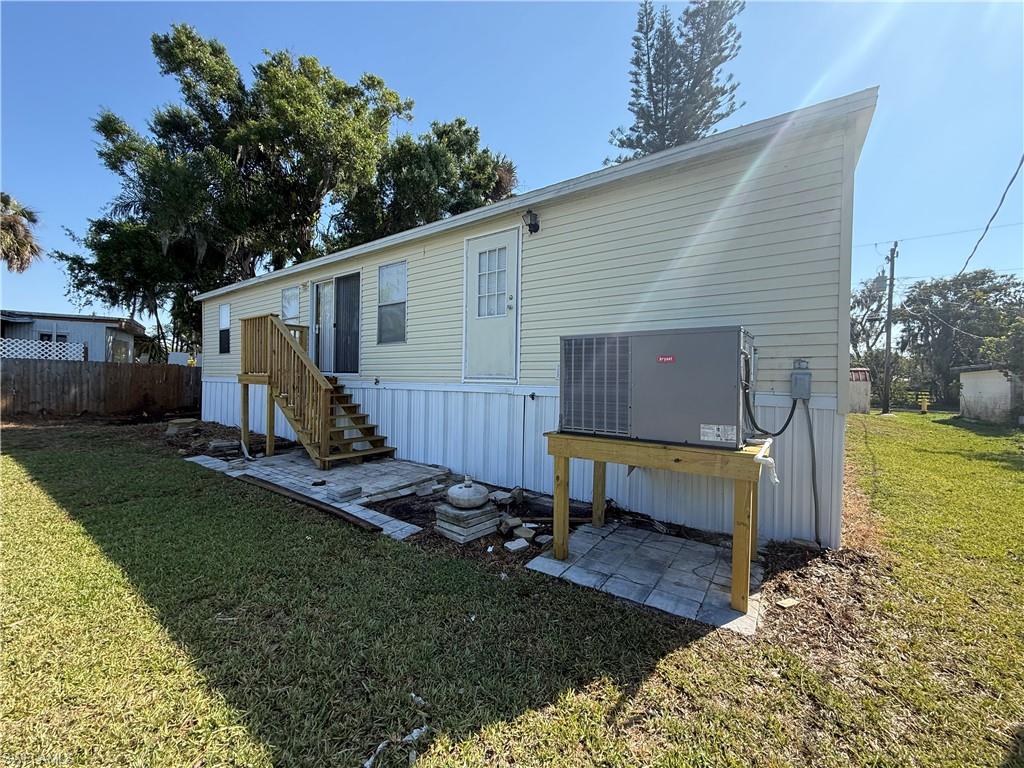 FORT MYERS - Residential Lease