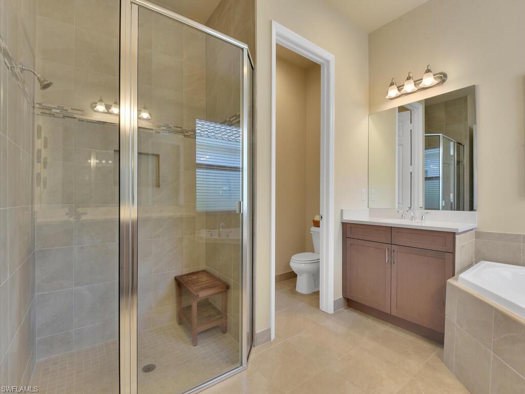 MARINA BAY - Residential