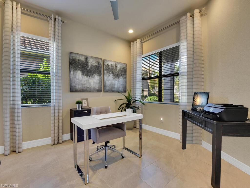 MARINA BAY - Residential