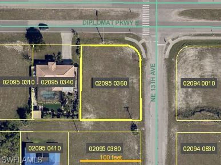 Build your duplex here!  Great location, close to everything, with several schools within walking distance!  Close to shopping and easy access to Fort Myers!  Priced to sell!