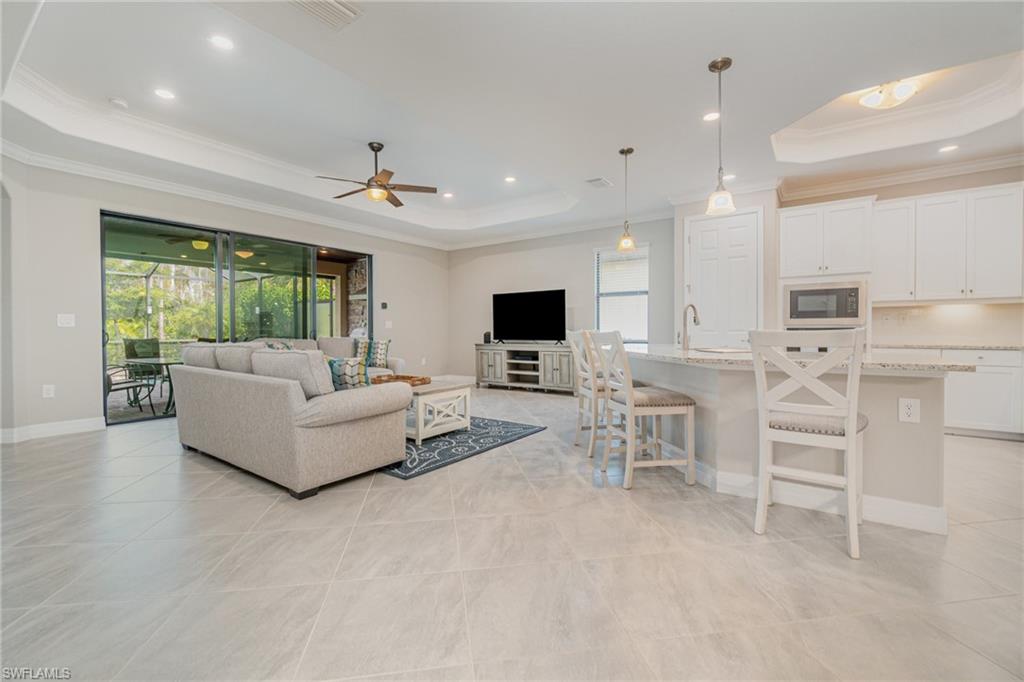 BONITA NATIONAL GOLF AND COUNTRY CLUB - Residential Lease