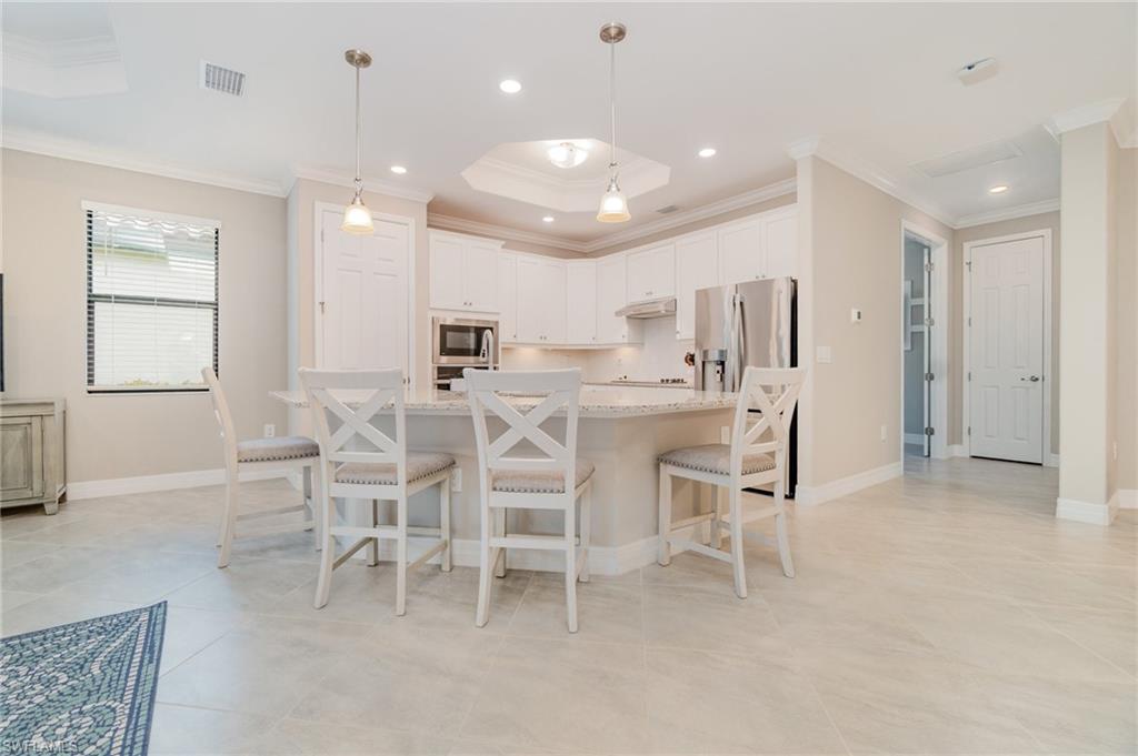 BONITA NATIONAL GOLF AND COUNTRY CLUB - Residential Lease