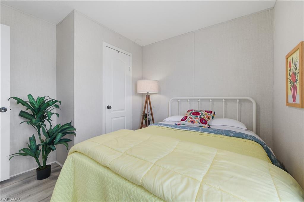 FOREST PARK MOBILE HOME - Residential