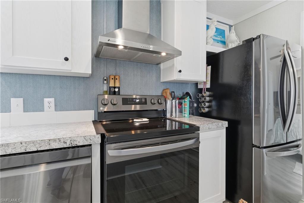 FOREST PARK MOBILE HOME - Residential