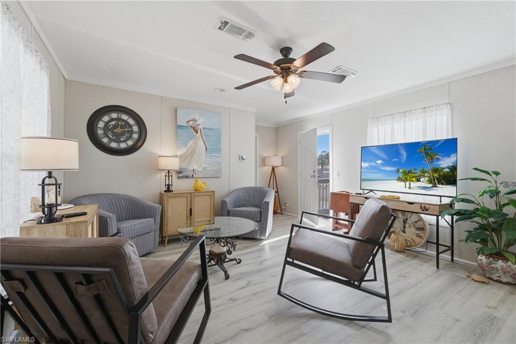 FOREST PARK MOBILE HOME - Residential