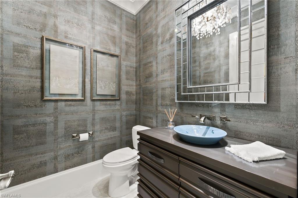 WESTLAKE COURT - Residential