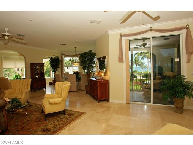 BAREFOOT BEACH - Residential