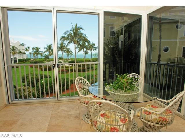 BAREFOOT BEACH - Residential