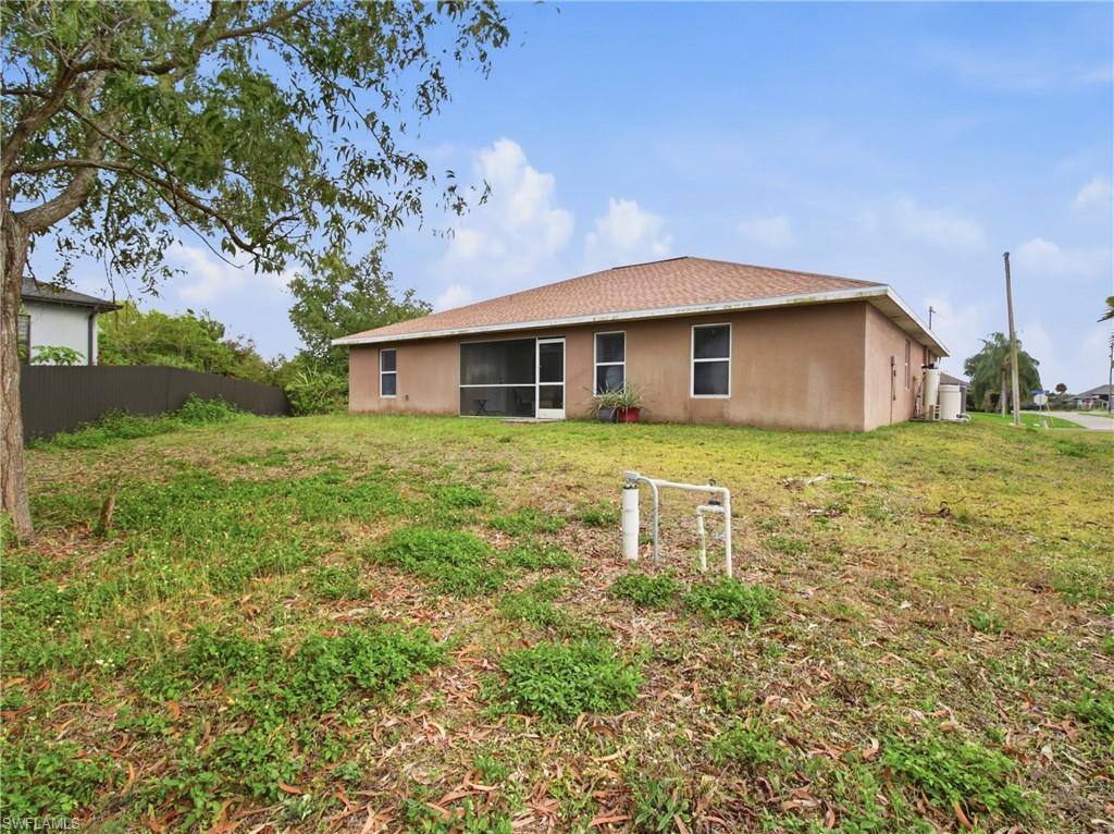 LEHIGH ACRES - Residential