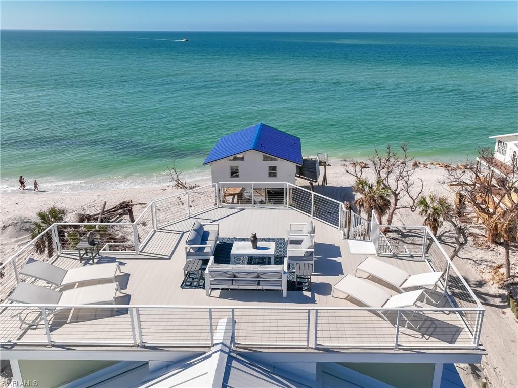 JOSE'S HIDEAWAY - Residential