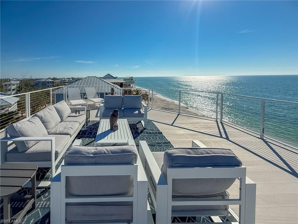 JOSE'S HIDEAWAY - Residential