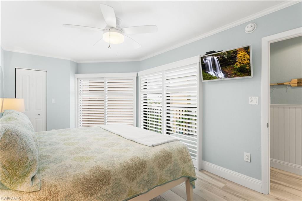 DOLPHIN WAY - Residential